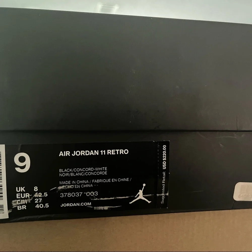 Jordan 11 space jam size 9 - Picture 7 of 8